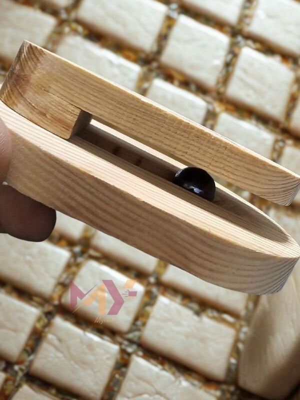 El Yapımı Ahşap Banyo Havlu Askısı