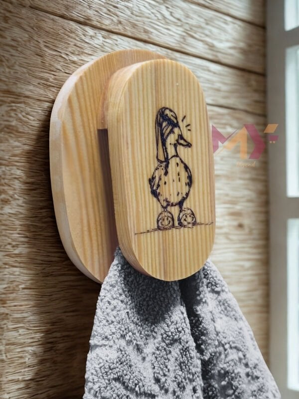 El Yapımı Ahşap Banyo Havlu Askısı