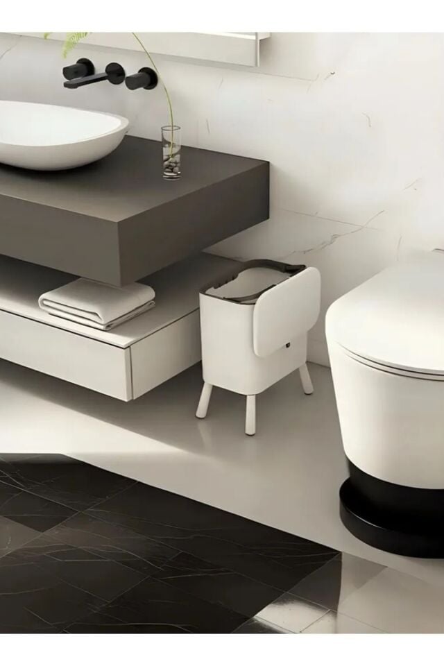 Beyaz 15 Litre Ayaklı Fonksiyonel Kapaklı Banyo Ve Mutfak Çöp Kovası Beyaz