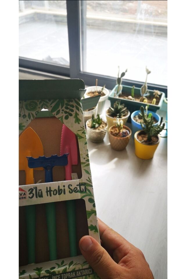 Bahçe Hobi Seti Bahçıvan Hobi Set 3'lü ( Tırmık, Kürek, Ince Toprak Aktarıcı )